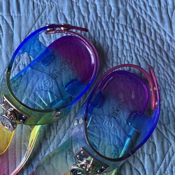 Michael Kors Little Girl's‎ Rainbow Jelly Sandals Size - Picture 4 of 9